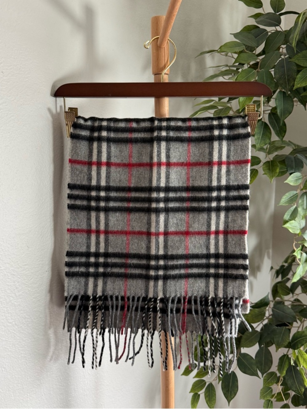 Vintage Burberry Designer Gray, Black & Red Plaid Cashmere & Wool Scarf Unisex